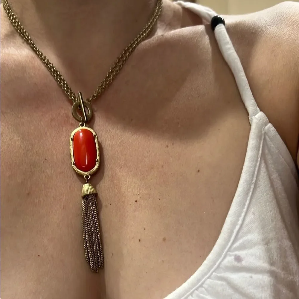 Elegant Gold and Red Pendant Necklace